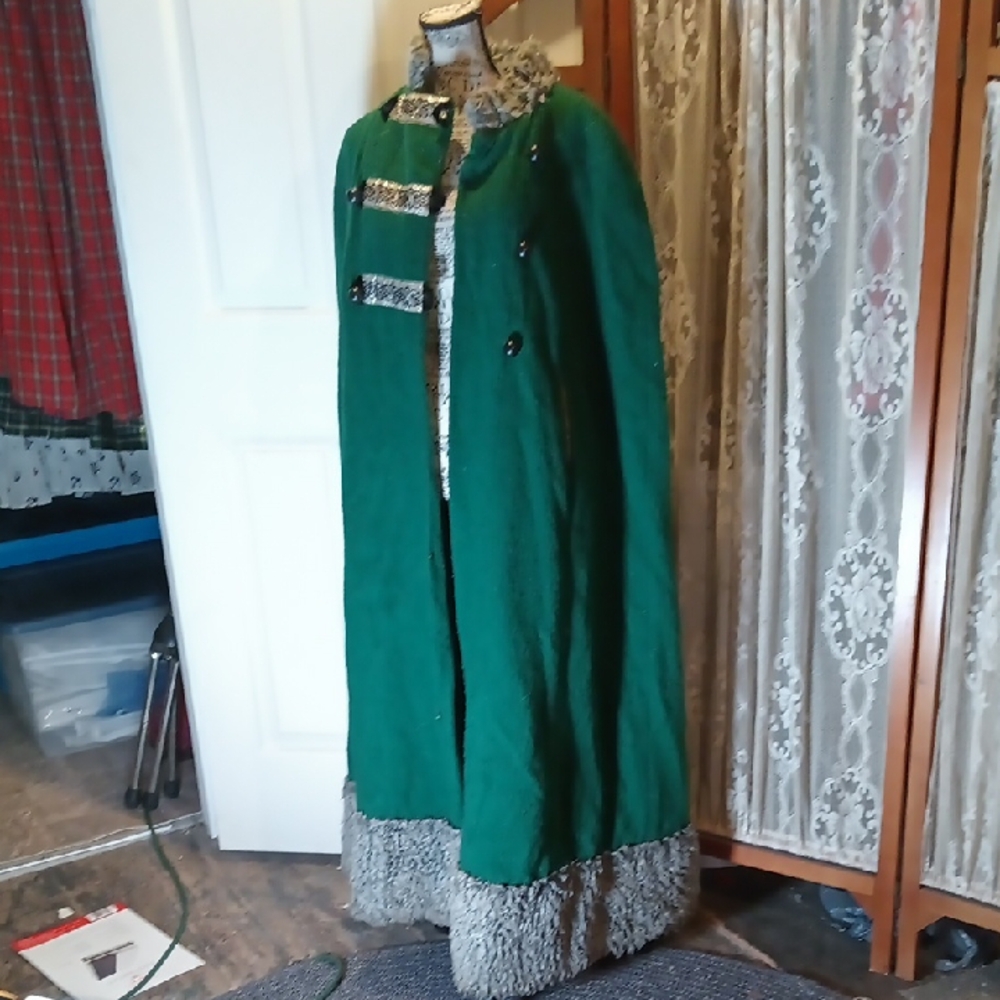 19th Century Woman's Unique Green Wool and Gray Fur Trim Cape